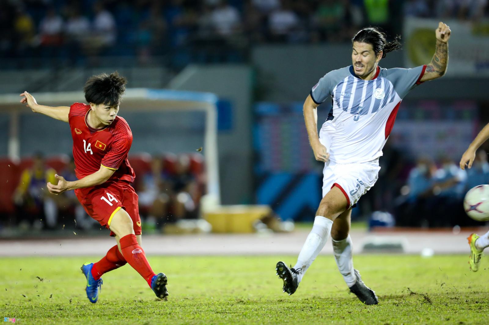 Công Phượng thi đấu tốt khi vào sân từ băng ghế dự bị (Ảnh: Zing) Bán kết AFF Cup 2018, Xuân Trường, Công Phượng, Việt Nam
